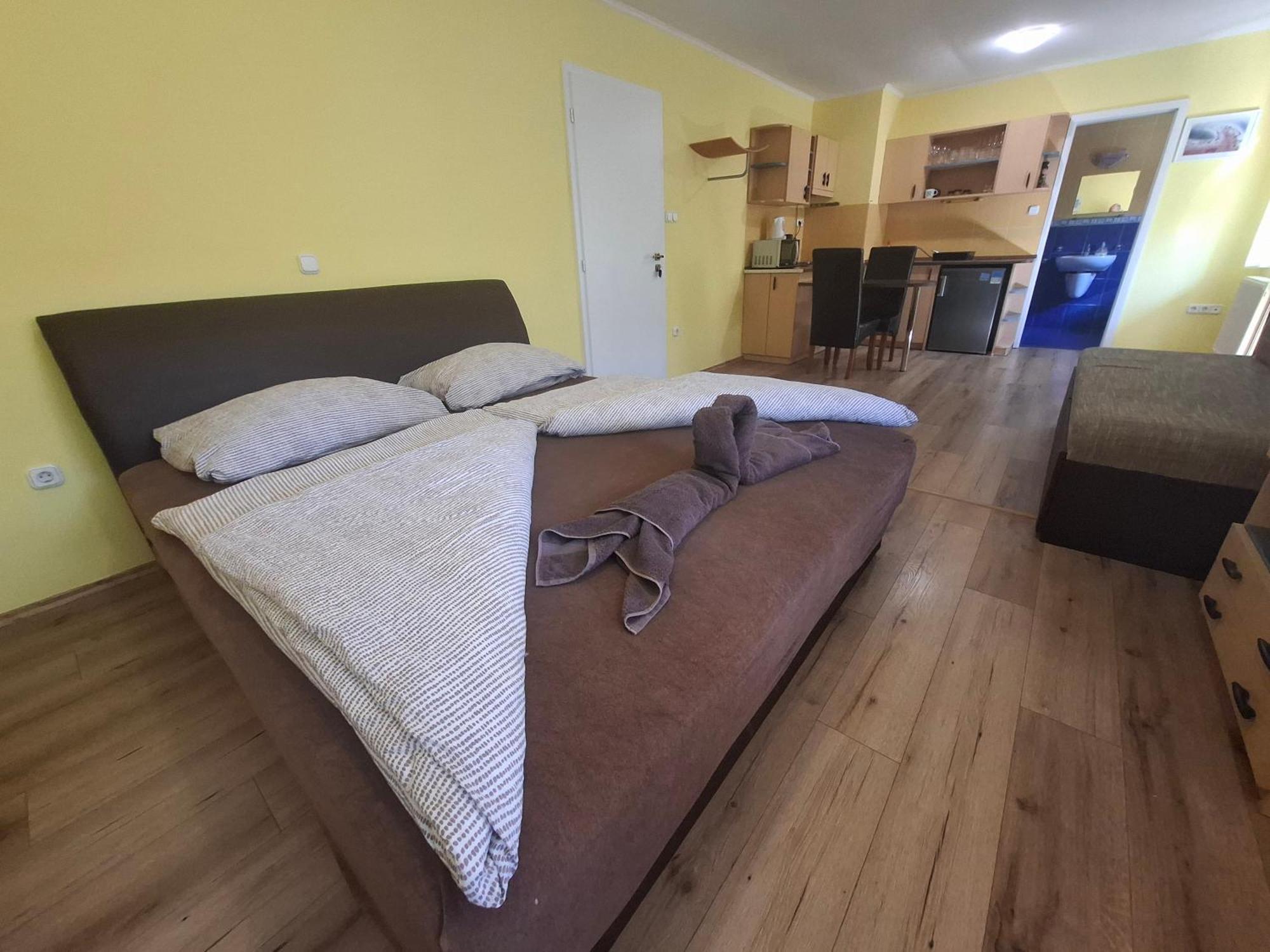 Ilona Apartmanhaz Шиофок Экстерьер фото