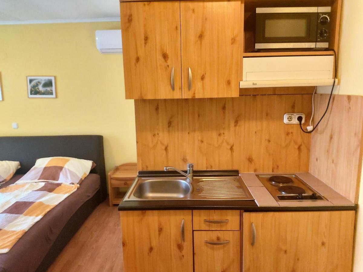 Ilona Apartmanhaz Шиофок Экстерьер фото